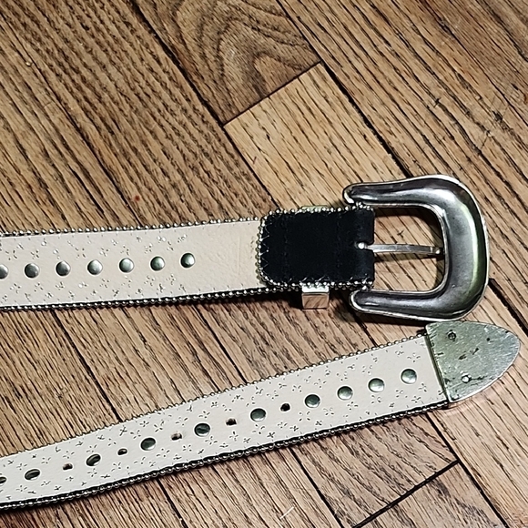 Guess Studded Black Belt with Silver Bling Buckle Westrtn Cowgirl Vintage - Picture 7 of 16